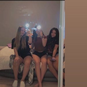 Meet your Posher, Kaitlyn